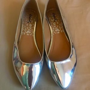 Qupid silver metal pointed flats never worn, runs tighter and small